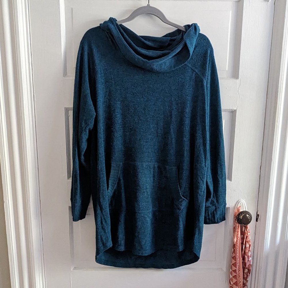 Torrid Super Soft Plush Cowl Neck Raglan Tunic Sweatshirt